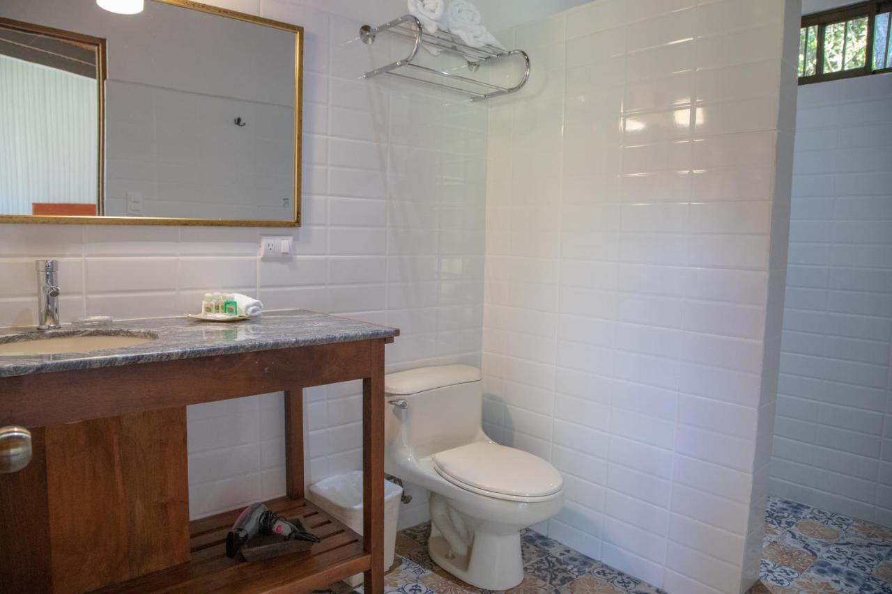 Yerbabuena Lodge Monteverde Bagian luar foto