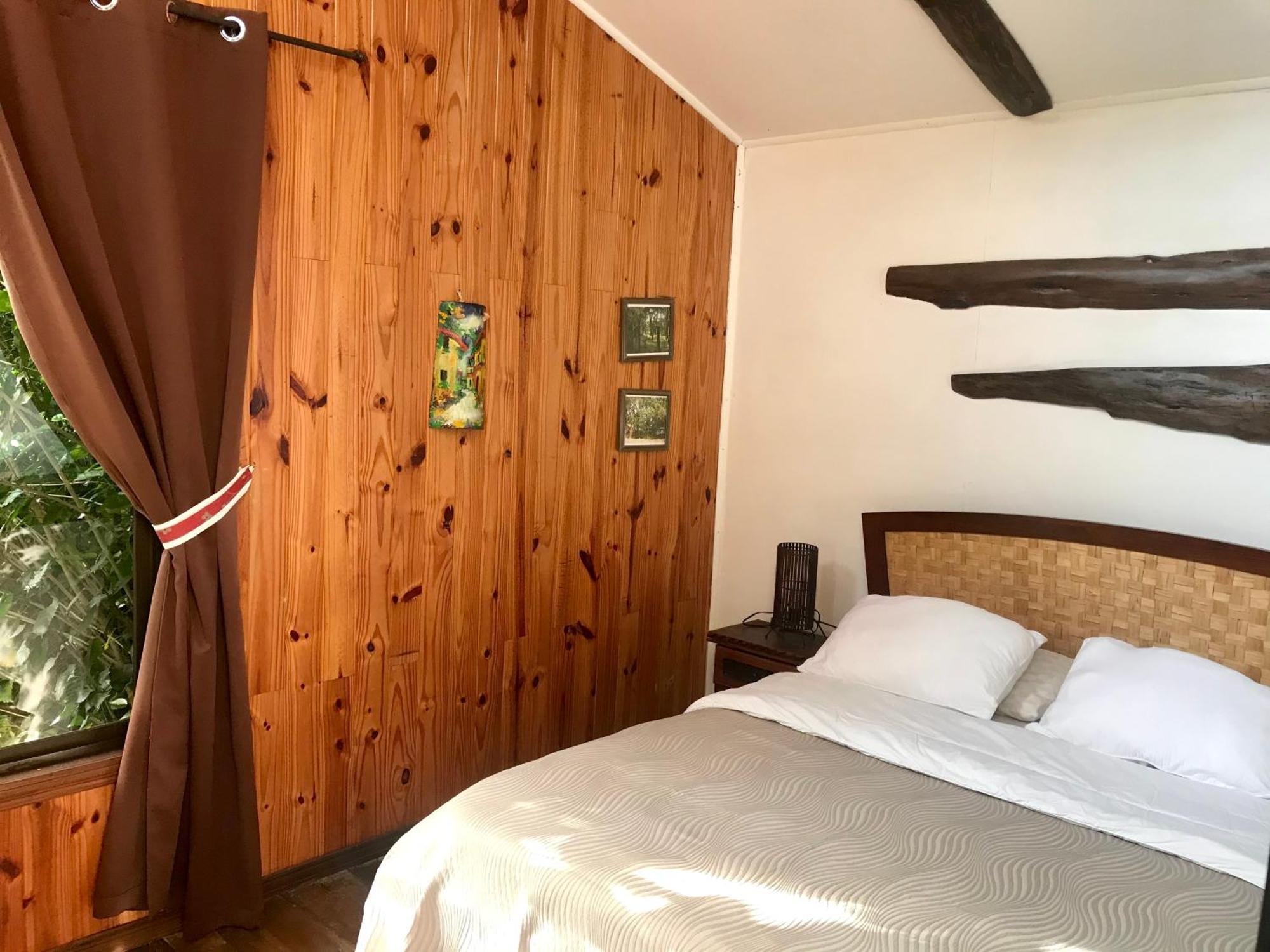 Yerbabuena Lodge Monteverde Ruang foto
